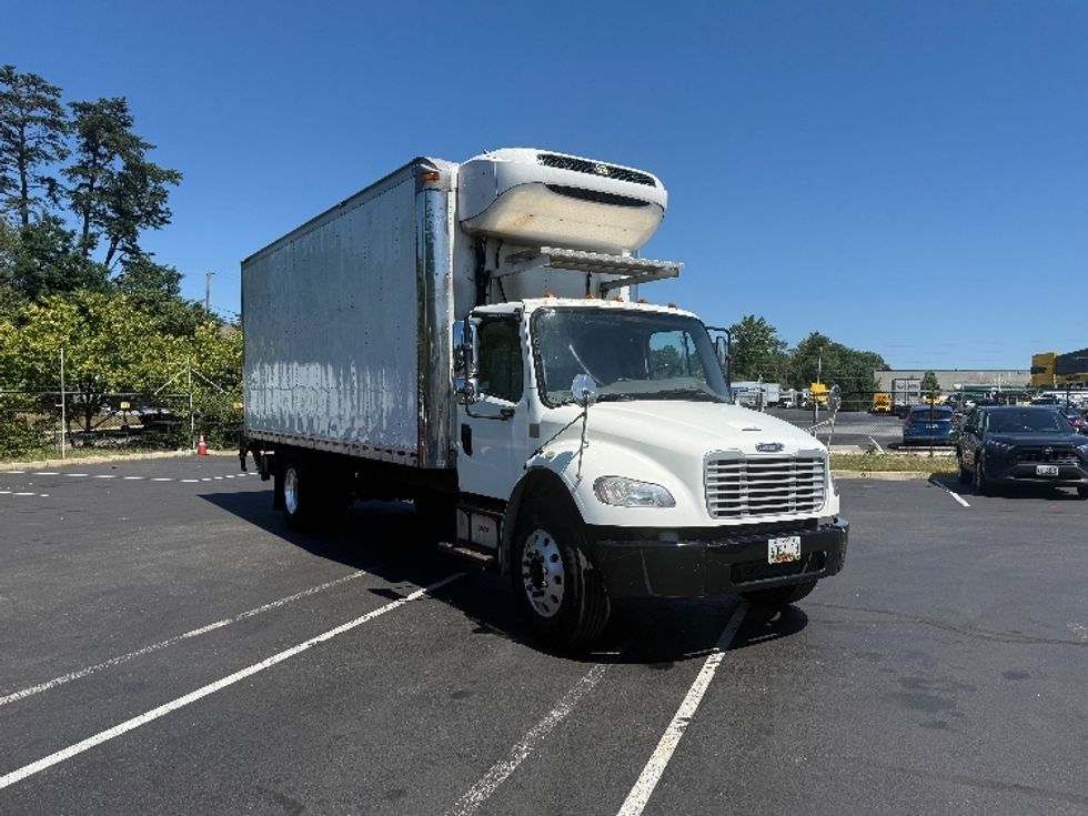 Refrigerated Truck-Light and Medium Duty Trucks-Freightliner-2019-M2-Jessup-MD-199,567\n\t\tmiles-$ 45,250 - Image 1