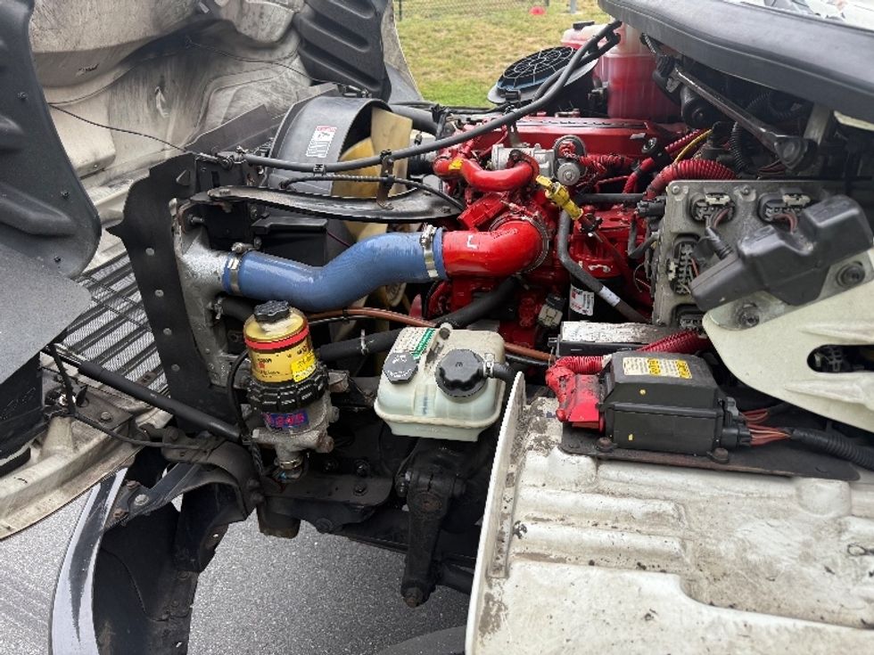 Refrigerated Truck-Light and Medium Duty Trucks-Freightliner-2019-M2-Jessup-MD-199,567\n\t\tmiles-$ 45,250 - Image 22