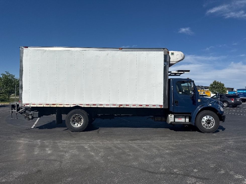 Refrigerated Truck-Light and Medium Duty Trucks-Freightliner-2019-M2-Jessup-MD-201,434\n\t\tmiles-$ 43,000 - Image 15