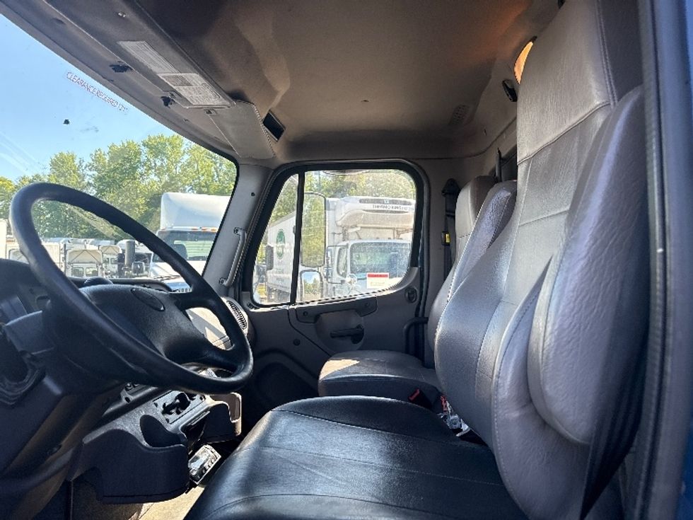 Refrigerated Truck-Light and Medium Duty Trucks-Freightliner-2019-M2-Jessup-MD-201,434\n\t\tmiles-$ 43,000 - Image 18
