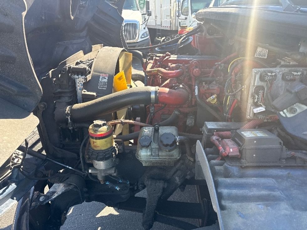 Refrigerated Truck-Light and Medium Duty Trucks-Freightliner-2019-M2-Jessup-MD-201,434\n\t\tmiles-$ 43,000 - Image 23
