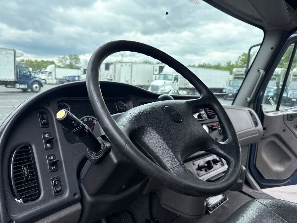 Refrigerated Truck-Light and Medium Duty Trucks-Freightliner-2019-M2-Jessup-MD-203,559\n\t\tmiles-$ 43,000 - Image 12