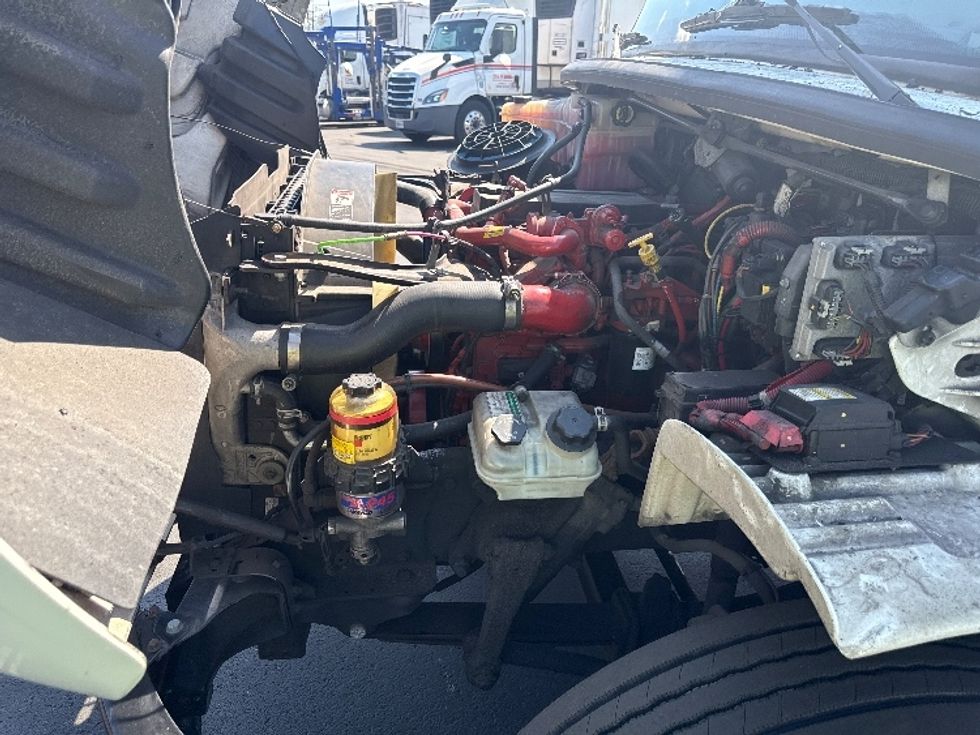 Refrigerated Truck-Light and Medium Duty Trucks-Freightliner-2019-M2-Jessup-MD-209,836\n\t\tmiles-$ 44,750 - Image 22