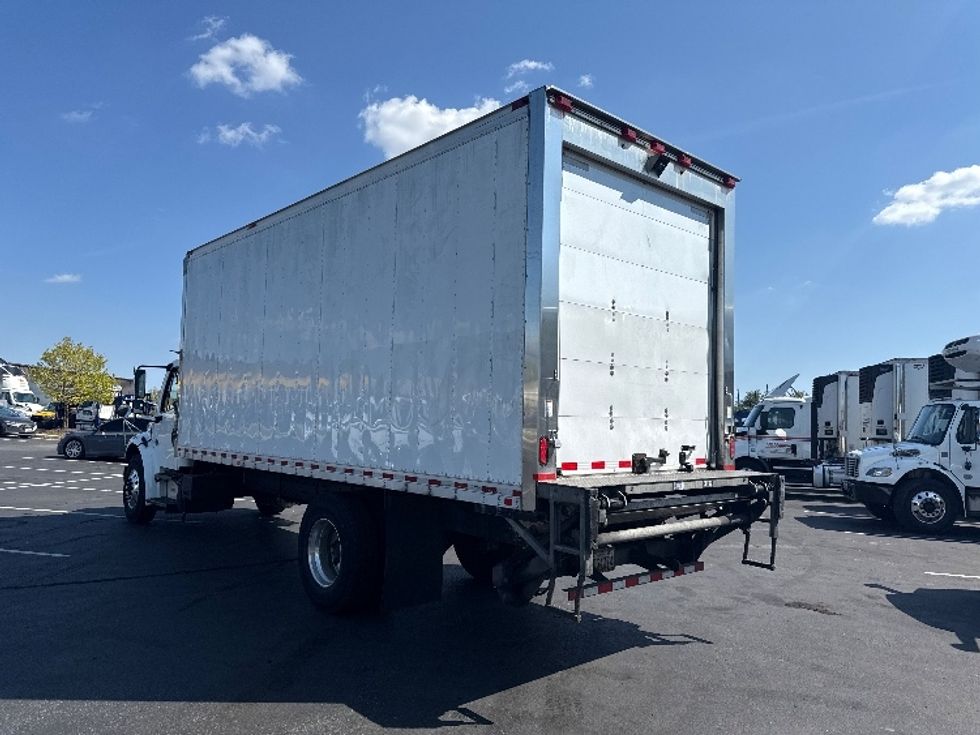 Refrigerated Truck-Light and Medium Duty Trucks-Freightliner-2019-M2-Jessup-MD-209,836\n\t\tmiles-$ 44,750 - Image 6