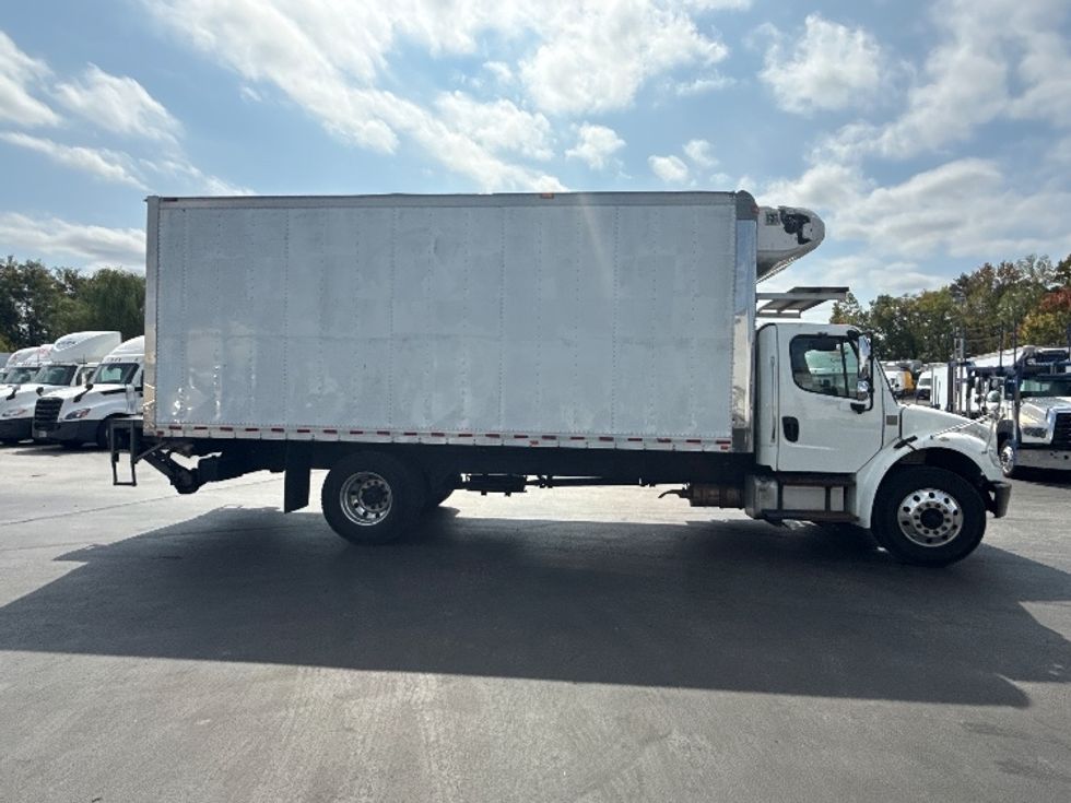 Refrigerated Truck-Light and Medium Duty Trucks-Freightliner-2019-M2-Jessup-MD-210,339\n\t\tmiles-$ 44,250 - Image 14