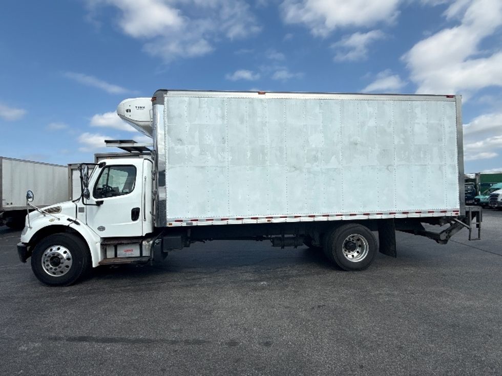 Refrigerated Truck-Light and Medium Duty Trucks-Freightliner-2019-M2-Jessup-MD-210,339\n\t\tmiles-$ 44,250 - Image 4