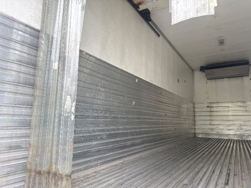 Refrigerated Truck-Light and Medium Duty Trucks-Freightliner-2019-M2-Jessup-MD-211,865\n\t\tmiles-$ 42,250 - Image 13