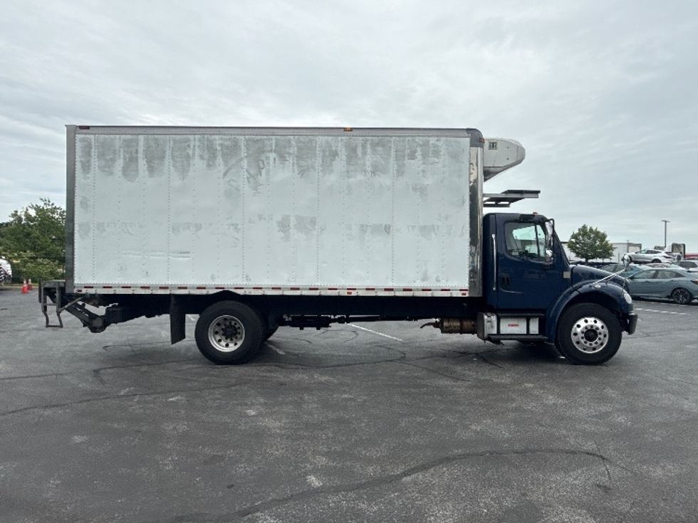 Refrigerated Truck-Light and Medium Duty Trucks-Freightliner-2019-M2-Jessup-MD-211,865\n\t\tmiles-$ 42,250 - Image 16