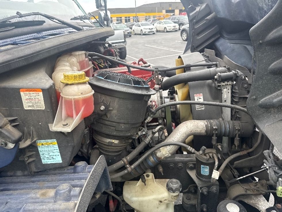 Refrigerated Truck-Light and Medium Duty Trucks-Freightliner-2019-M2-Jessup-MD-211,865\n\t\tmiles-$ 42,250 - Image 23
