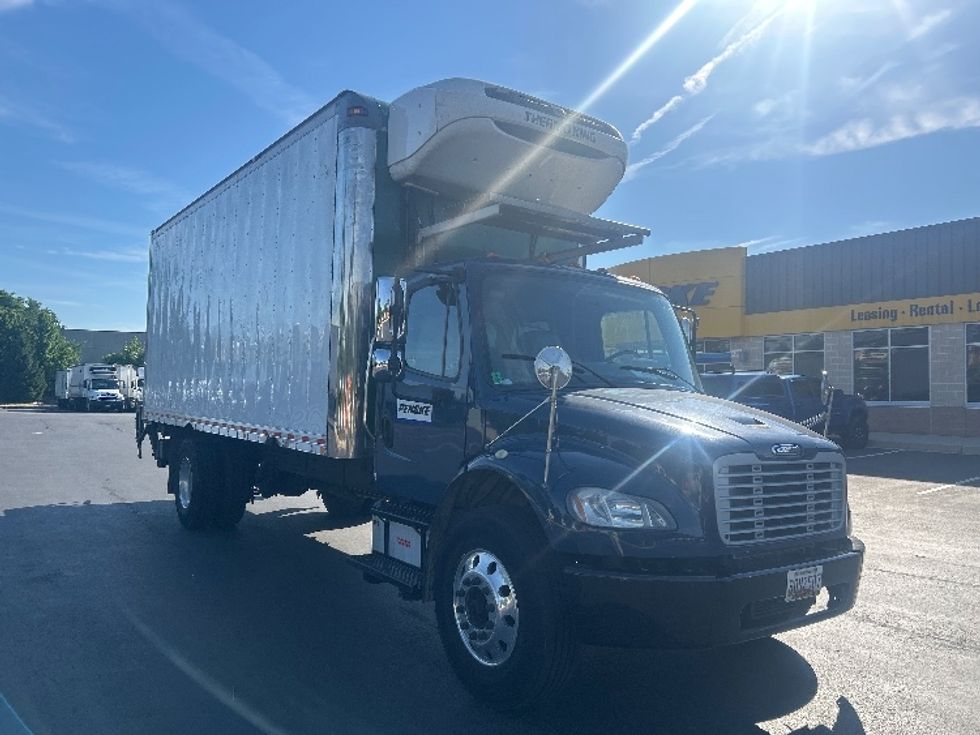 Refrigerated Truck-Light and Medium Duty Trucks-Freightliner-2019-M2-Jessup-MD-212,256\n\t\tmiles-$ 42,750 - Image 1