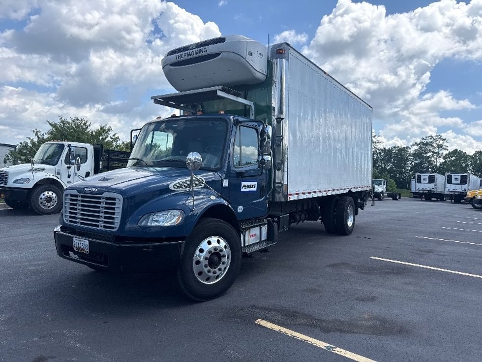 Refrigerated Truck-Light and Medium Duty Trucks-Freightliner-2019-M2-Jessup-MD-215,242\n\t\tmiles-$ 44,000 - Image 3