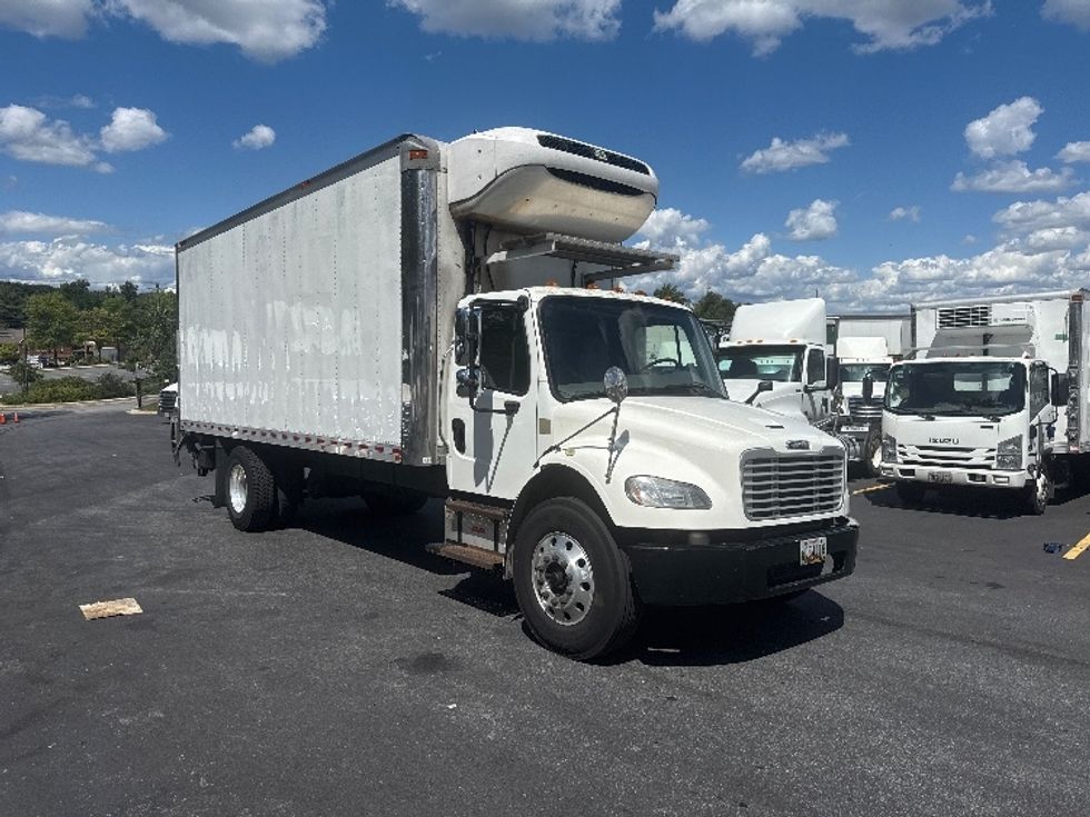 Refrigerated Truck-Light and Medium Duty Trucks-Freightliner-2019-M2-Jessup-MD-218,520\n\t\tmiles-$ 42,750 - Image 1