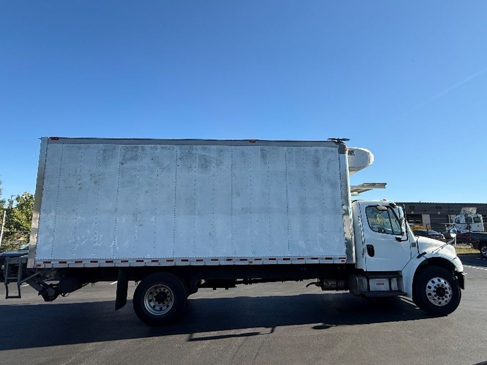 Refrigerated Truck-Light and Medium Duty Trucks-Freightliner-2019-M2-Jessup-MD-218,625\n\t\tmiles-$ 43,000 - Image 15