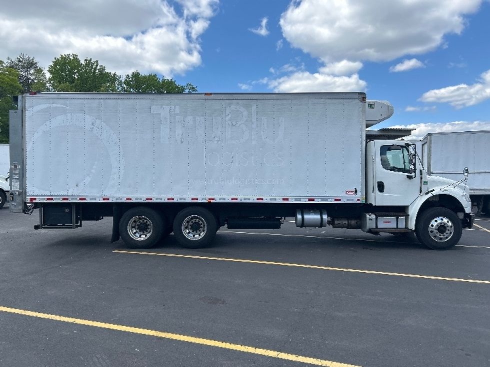 Refrigerated Truck-Light and Medium Duty Trucks-Freightliner-2019-M2-Jessup-MD-219,639\n\t\tmiles-$ 55,000 - Image 10