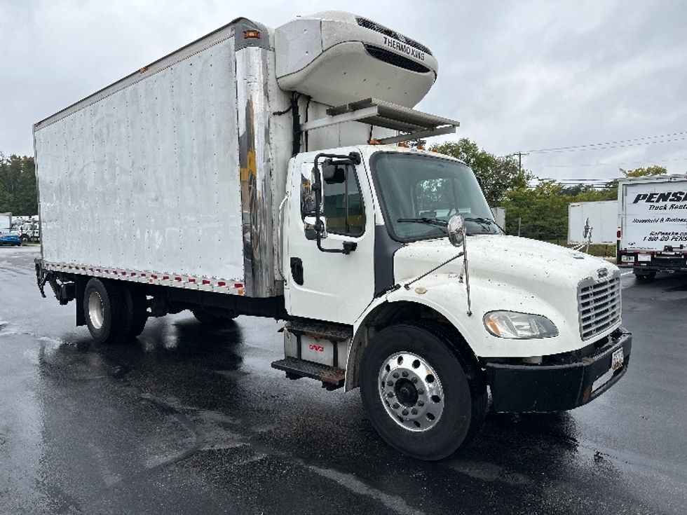 Refrigerated Truck-Light and Medium Duty Trucks-Freightliner-2019-M2-Jessup-MD-220,951\n\t\tmiles-$ 43,000 - Image 1