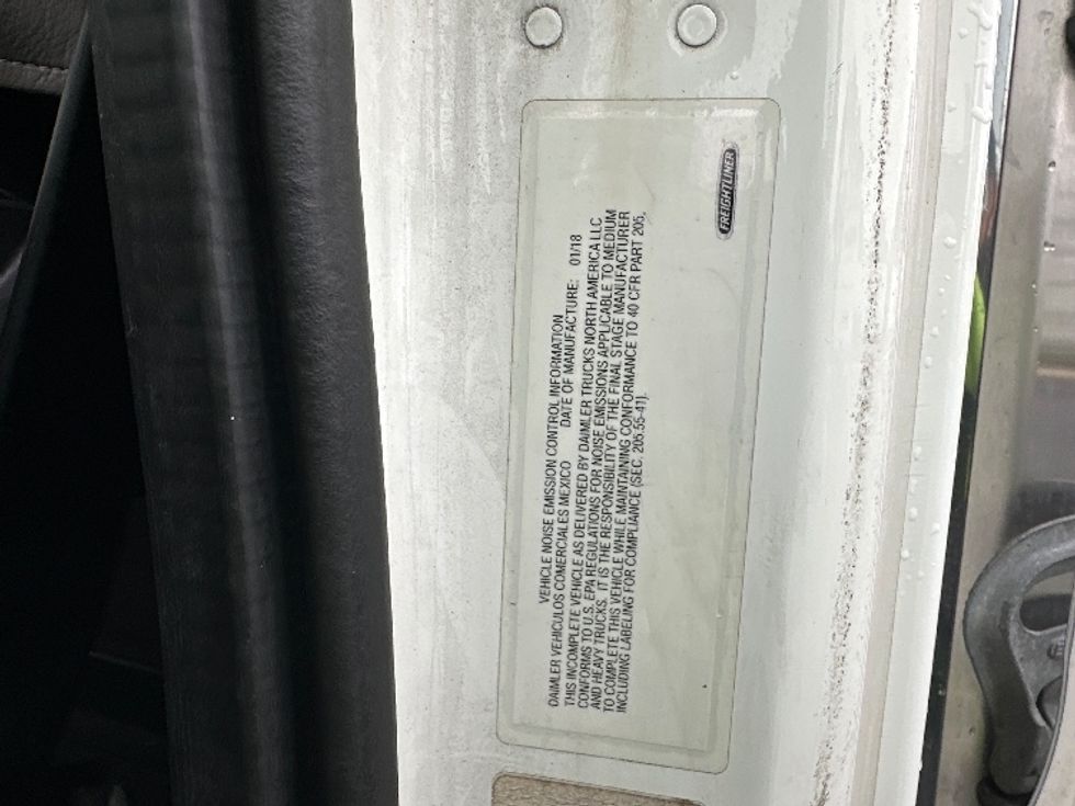 Refrigerated Truck-Light and Medium Duty Trucks-Freightliner-2019-M2-Jessup-MD-220,951\n\t\tmiles-$ 43,000 - Image 25