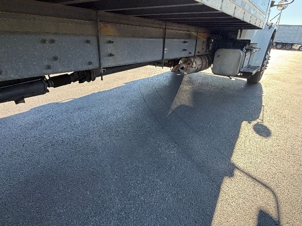 Refrigerated Truck-Light and Medium Duty Trucks-Freightliner-2019-M2-Jessup-MD-221,938\n\t\tmiles-$ 42,500 - Image 13