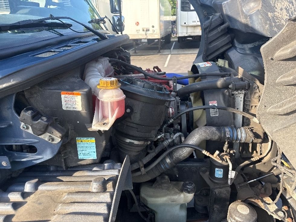 Refrigerated Truck-Light and Medium Duty Trucks-Freightliner-2019-M2-Jessup-MD-222,340\n\t\tmiles-$ 41,250 - Image 22