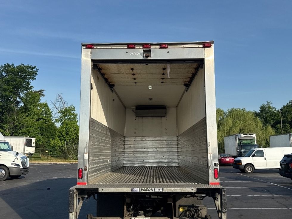 Refrigerated Truck-Light and Medium Duty Trucks-Freightliner-2019-M2-Jessup-MD-222,340\n\t\tmiles-$ 41,250 - Image 8