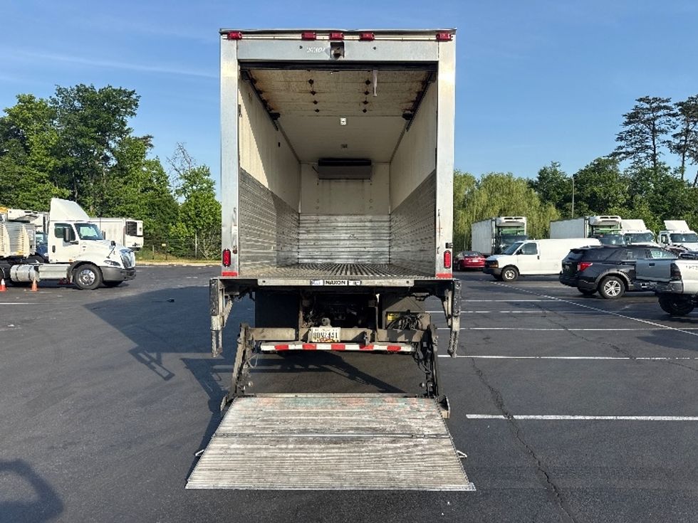Refrigerated Truck-Light and Medium Duty Trucks-Freightliner-2019-M2-Jessup-MD-222,340\n\t\tmiles-$ 41,250 - Image 9