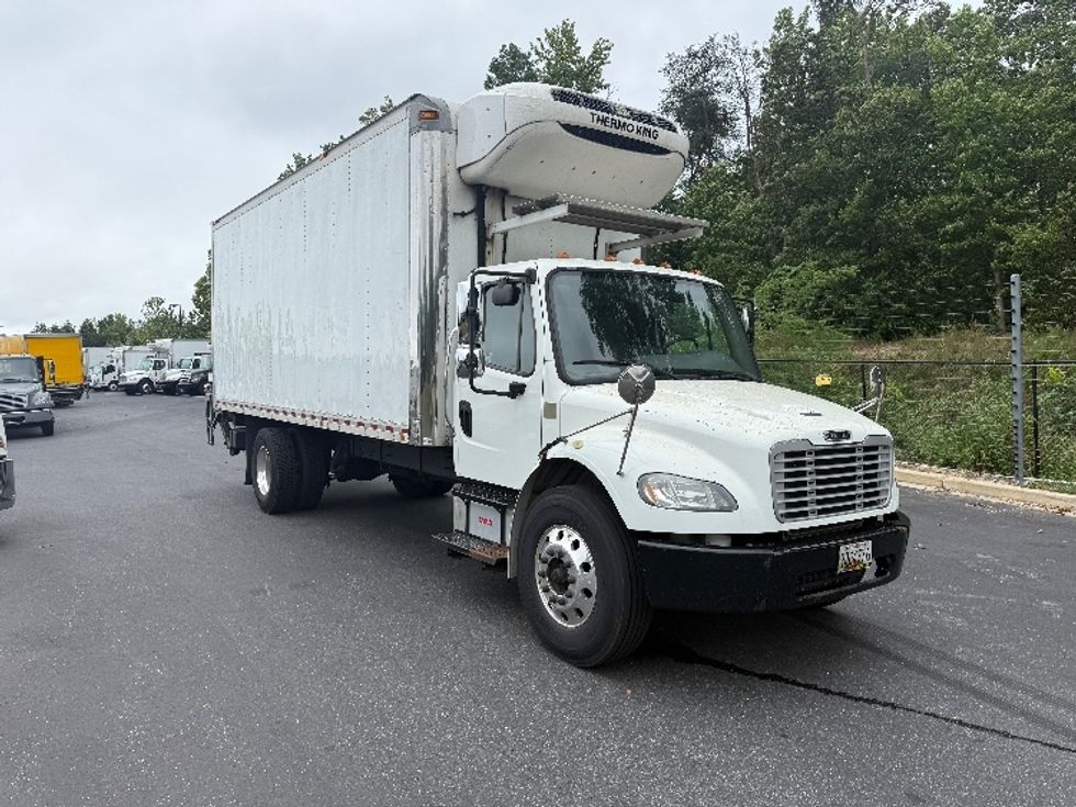 Refrigerated Truck-Light and Medium Duty Trucks-Freightliner-2019-M2-Jessup-MD-224,793\n\t\tmiles-$ 42,750 - Image 1