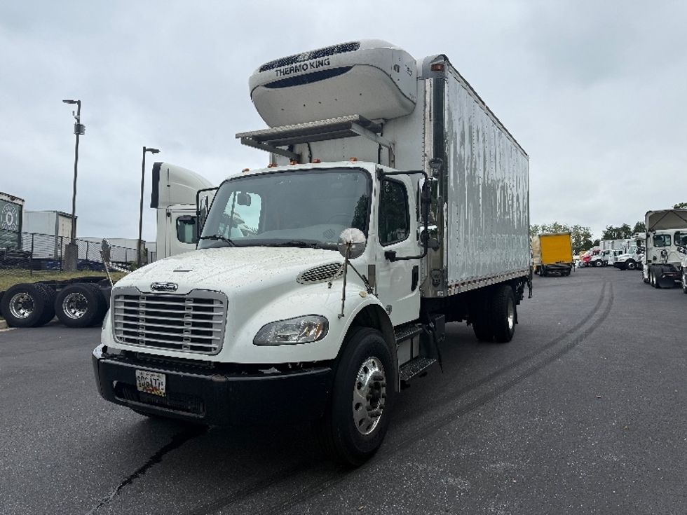 Refrigerated Truck-Light and Medium Duty Trucks-Freightliner-2019-M2-Jessup-MD-224,793\n\t\tmiles-$ 42,750 - Image 3