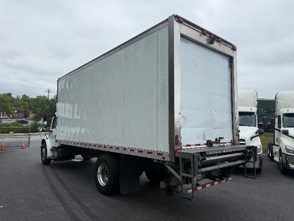 Refrigerated Truck-Light and Medium Duty Trucks-Freightliner-2019-M2-Jessup-MD-224,793\n\t\tmiles-$ 42,750 - Image 6