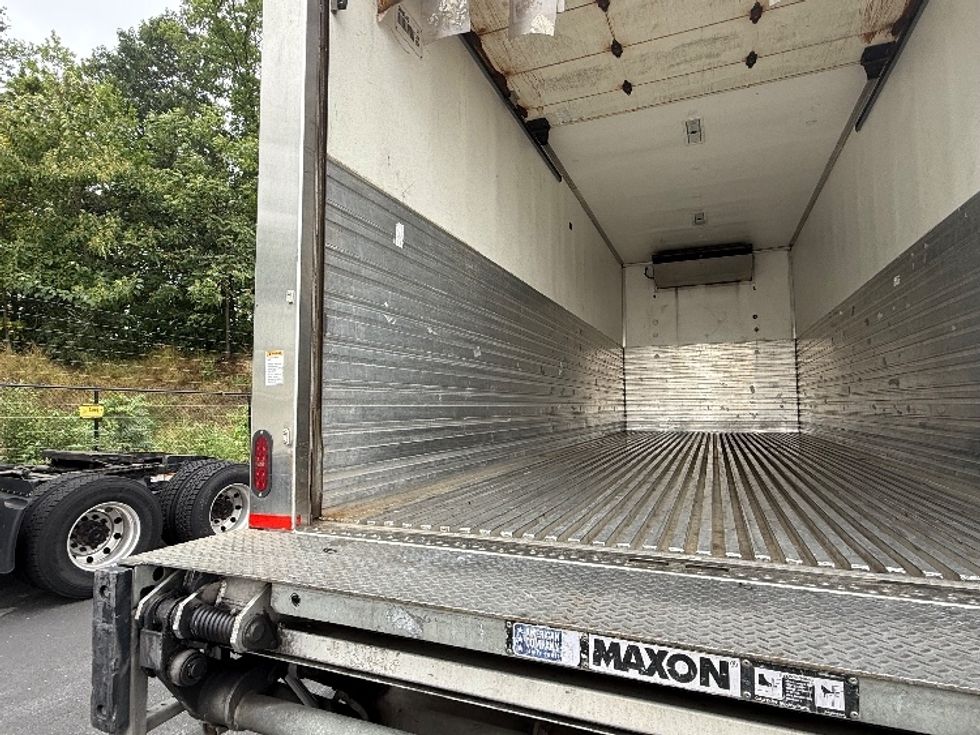 Refrigerated Truck-Light and Medium Duty Trucks-Freightliner-2019-M2-Jessup-MD-227,400\n\t\tmiles-$ 42,750 - Image 10