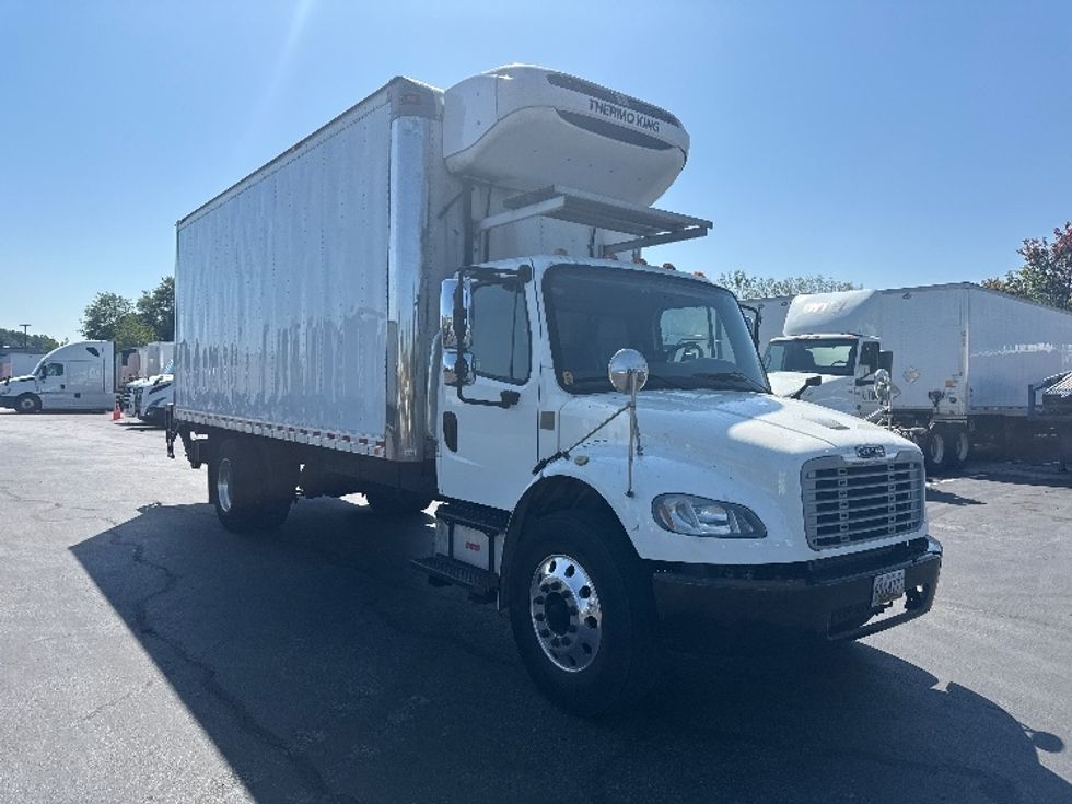 Refrigerated Truck-Light and Medium Duty Trucks-Freightliner-2019-M2-Jessup-MD-231,947\n\t\tmiles-$ 42,250 - Image 1