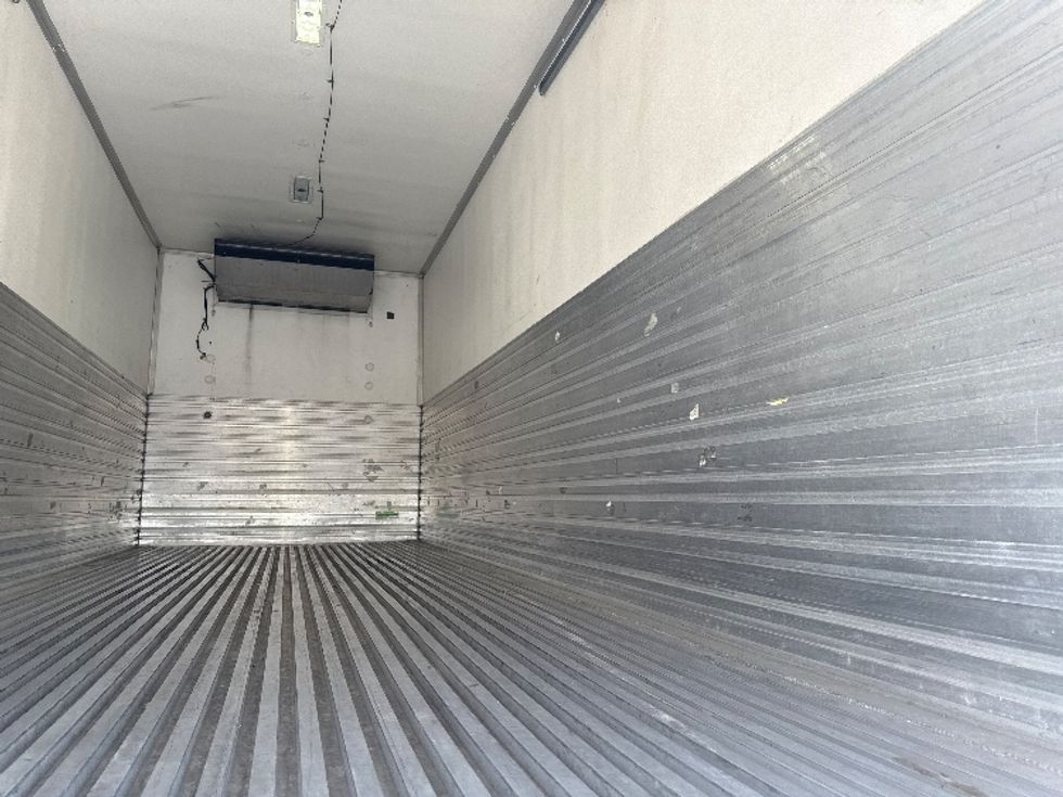 Refrigerated Truck-Light and Medium Duty Trucks-Freightliner-2019-M2-Jessup-MD-231,947\n\t\tmiles-$ 42,250 - Image 11