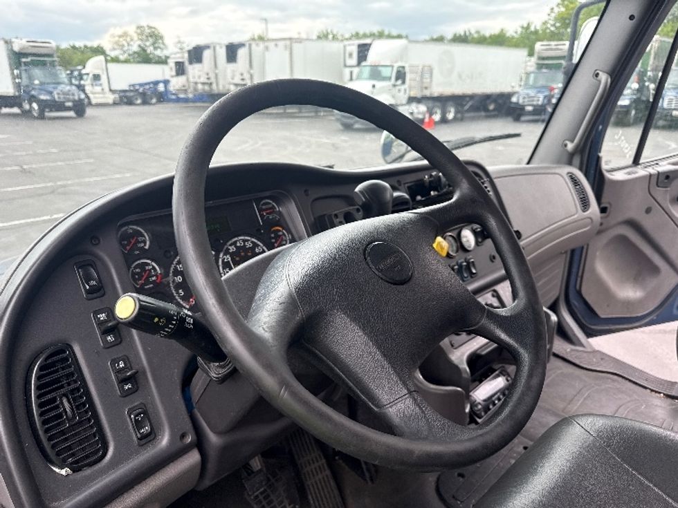 Refrigerated Truck-Light and Medium Duty Trucks-Freightliner-2019-M2-Jessup-MD-231,998\n\t\tmiles-$ 34,000 - Image 18