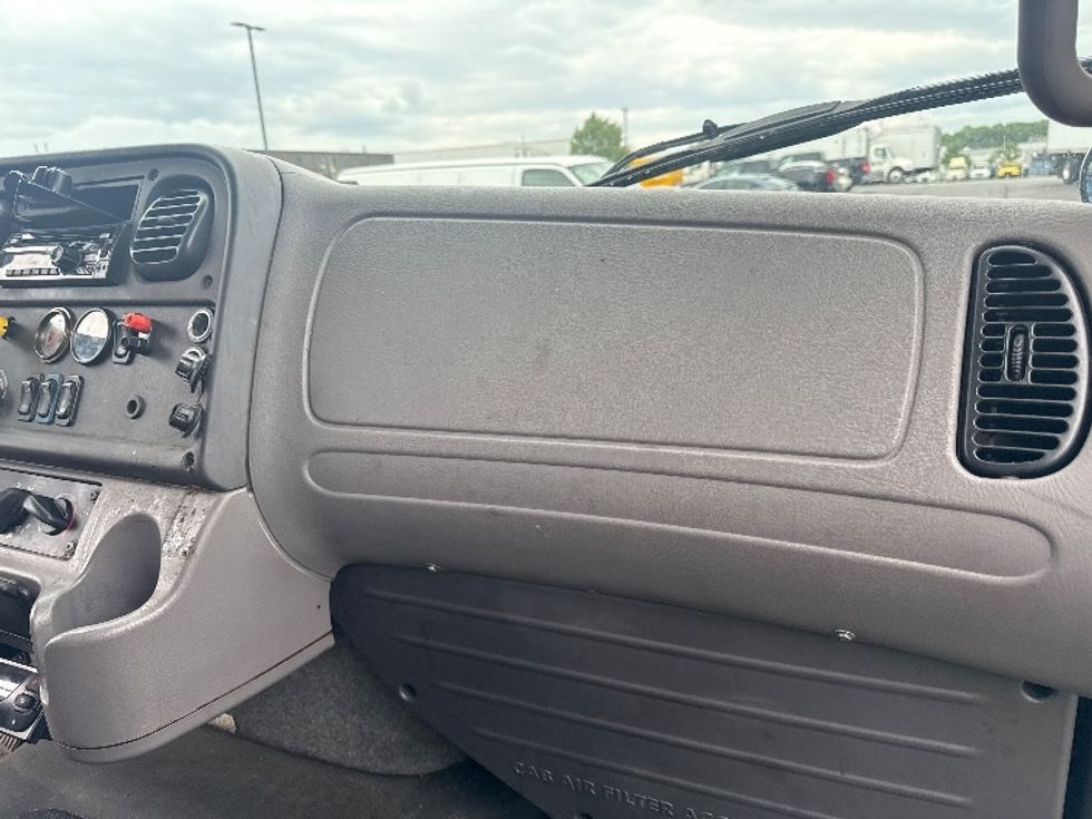 Refrigerated Truck-Light and Medium Duty Trucks-Freightliner-2019-M2-Jessup-MD-231,998\n\t\tmiles-$ 34,000 - Image 20