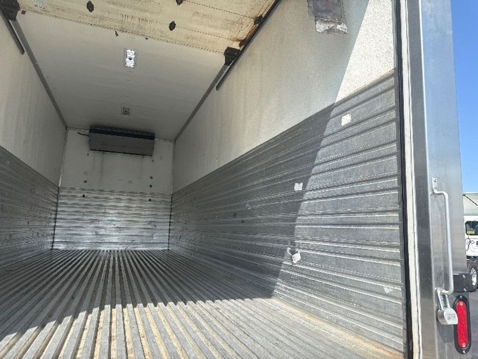 Refrigerated Truck-Light and Medium Duty Trucks-Freightliner-2019-M2-Jessup-MD-233,773\n\t\tmiles-$ 41,750 - Image 11