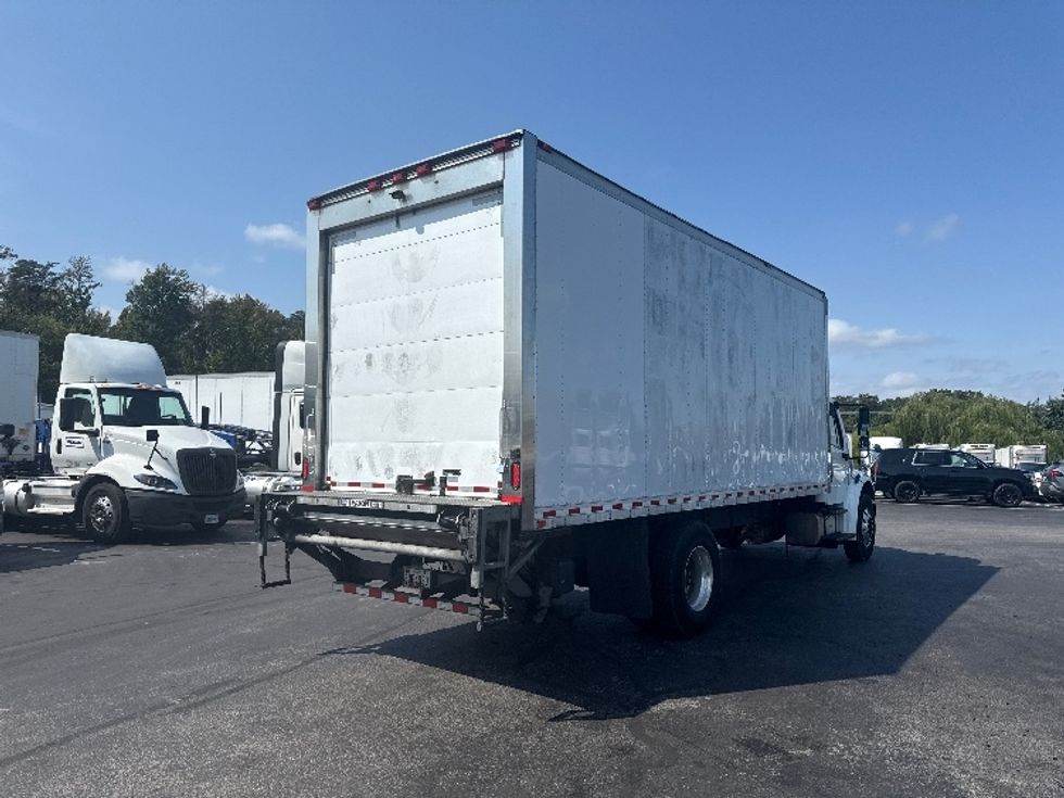 Refrigerated Truck-Light and Medium Duty Trucks-Freightliner-2019-M2-Jessup-MD-233,773\n\t\tmiles-$ 41,750 - Image 12