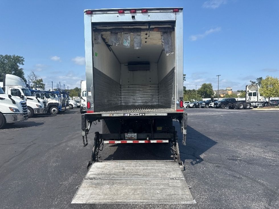 Refrigerated Truck-Light and Medium Duty Trucks-Freightliner-2019-M2-Jessup-MD-233,773\n\t\tmiles-$ 41,750 - Image 8