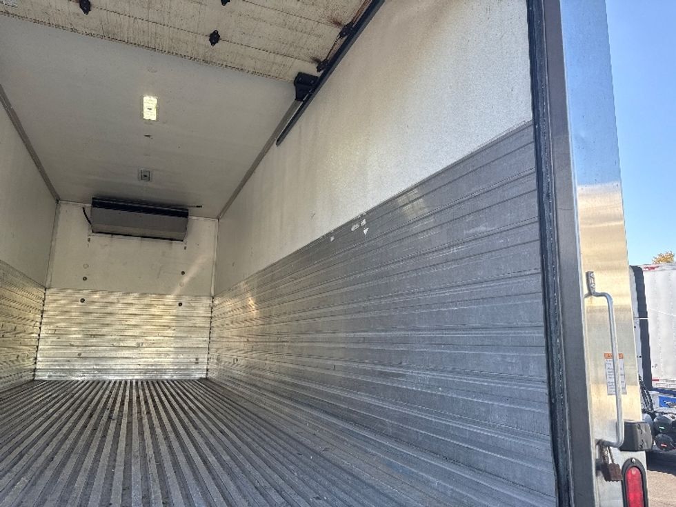 Refrigerated Truck-Light and Medium Duty Trucks-Freightliner-2019-M2-Jessup-MD-235,413\n\t\tmiles-$ 41,000 - Image 11