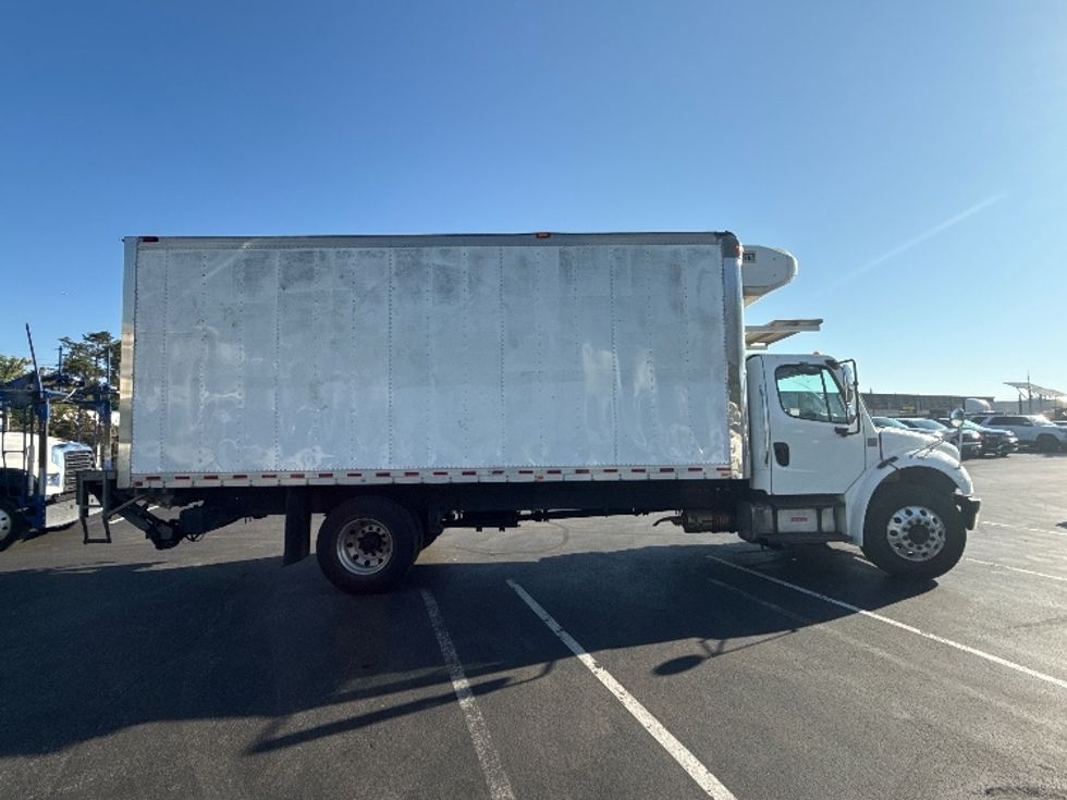 Refrigerated Truck-Light and Medium Duty Trucks-Freightliner-2019-M2-Jessup-MD-235,413\n\t\tmiles-$ 41,000 - Image 14