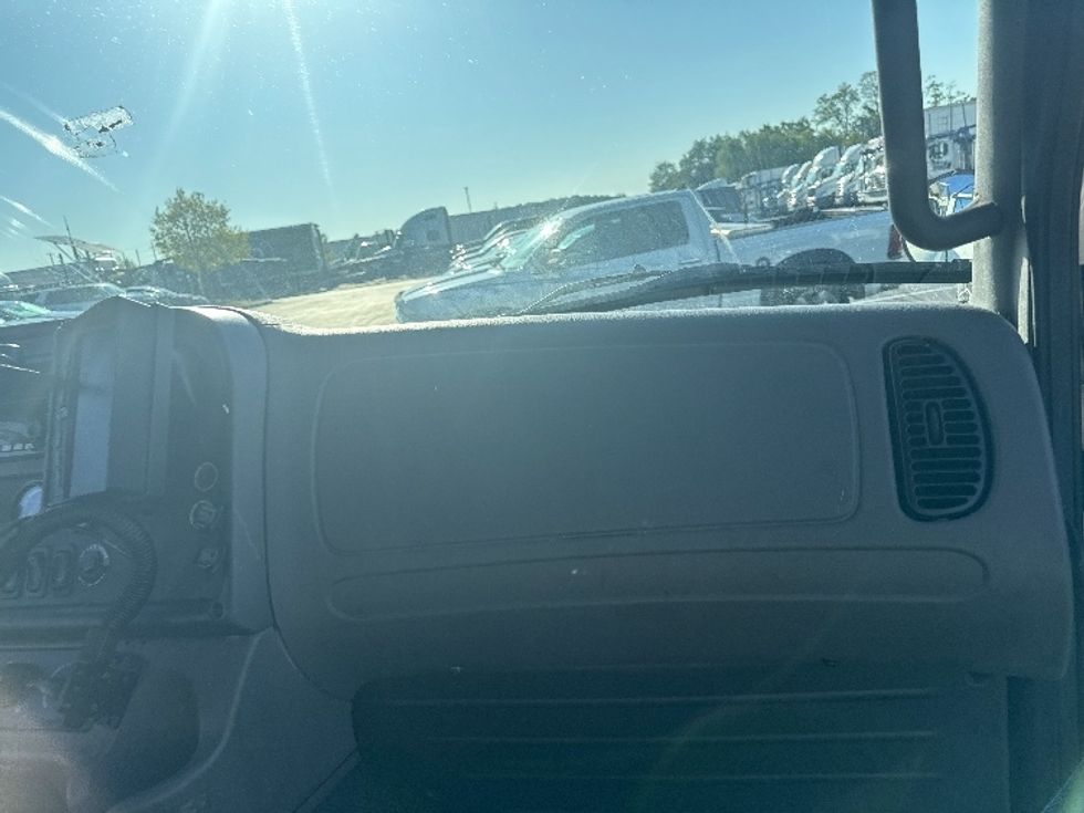 Refrigerated Truck-Light and Medium Duty Trucks-Freightliner-2019-M2-Jessup-MD-235,413\n\t\tmiles-$ 41,000 - Image 20