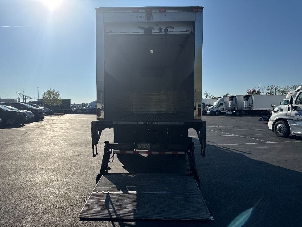 Refrigerated Truck-Light and Medium Duty Trucks-Freightliner-2019-M2-Jessup-MD-235,413\n\t\tmiles-$ 41,000 - Image 8