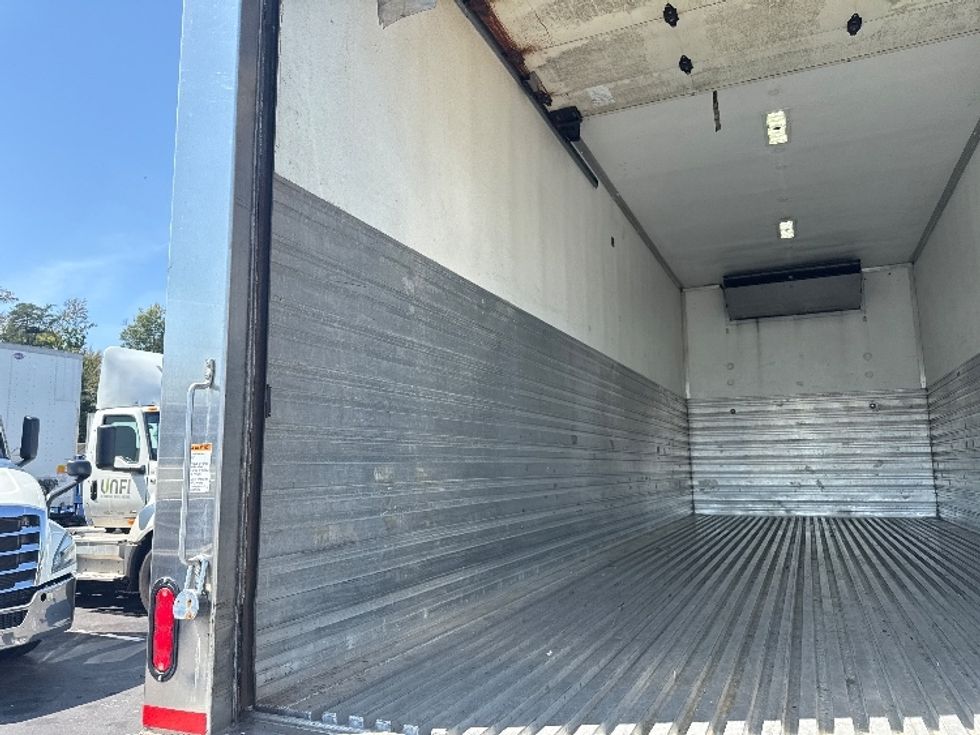 Refrigerated Truck-Light and Medium Duty Trucks-Freightliner-2019-M2-Jessup-MD-238,193\n\t\tmiles-$ 40,000 - Image 10
