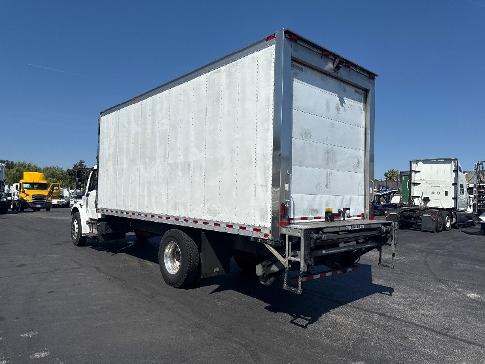 Refrigerated Truck-Light and Medium Duty Trucks-Freightliner-2019-M2-Jessup-MD-238,193\n\t\tmiles-$ 40,000 - Image 6