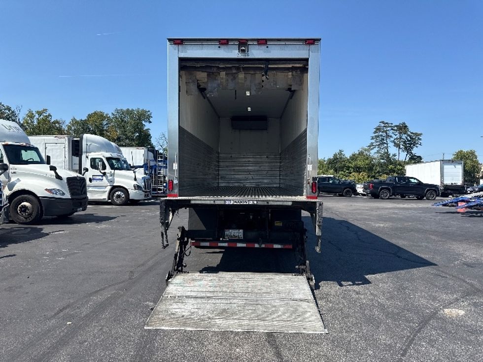 Refrigerated Truck-Light and Medium Duty Trucks-Freightliner-2019-M2-Jessup-MD-238,193\n\t\tmiles-$ 40,000 - Image 8
