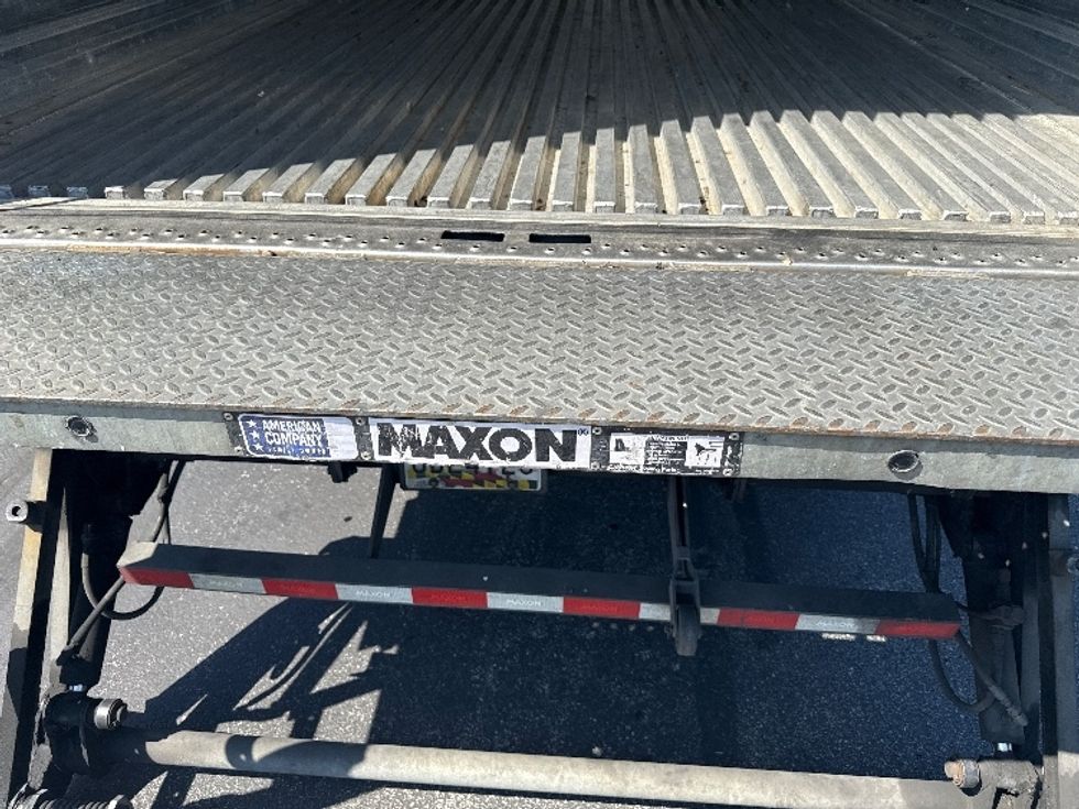 Refrigerated Truck-Light and Medium Duty Trucks-Freightliner-2019-M2-Jessup-MD-238,193\n\t\tmiles-$ 40,000 - Image 9