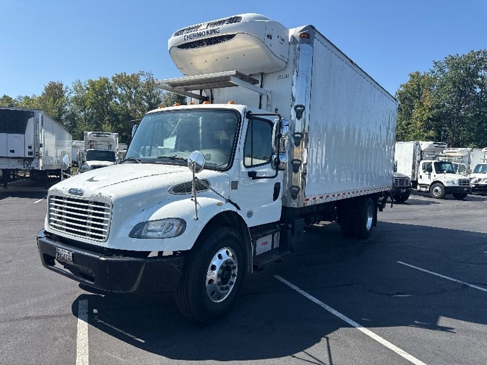 Refrigerated Truck-Light and Medium Duty Trucks-Freightliner-2019-M2-Jessup-MD-238,611\n\t\tmiles-$ 40,750 - Image 3