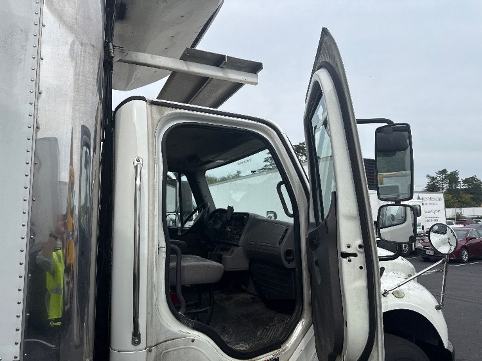 Refrigerated Truck-Light and Medium Duty Trucks-Freightliner-2019-M2-Jessup-MD-240,124\n\t\tmiles-$ 39,500 - Image 20