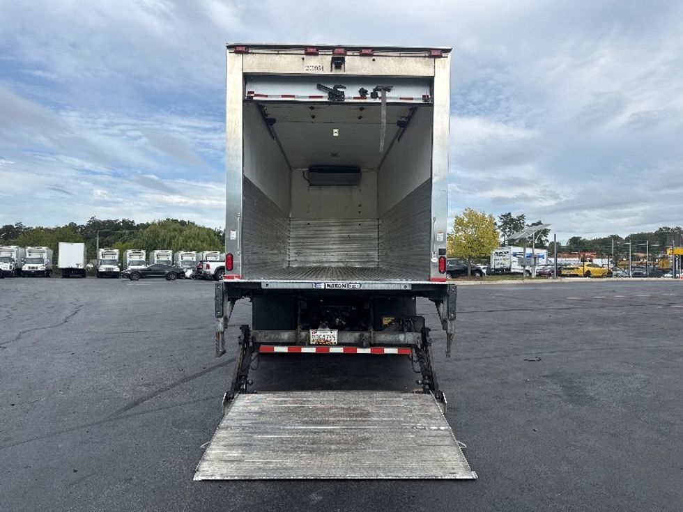 Refrigerated Truck-Light and Medium Duty Trucks-Freightliner-2019-M2-Jessup-MD-254,225\n\t\tmiles-$ 37,250 - Image 10