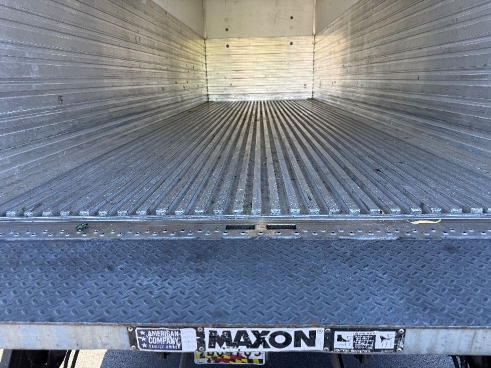 Refrigerated Truck-Light and Medium Duty Trucks-Freightliner-2019-M2-Jessup-MD-255,814\n\t\tmiles-$ 38,250 - Image 9