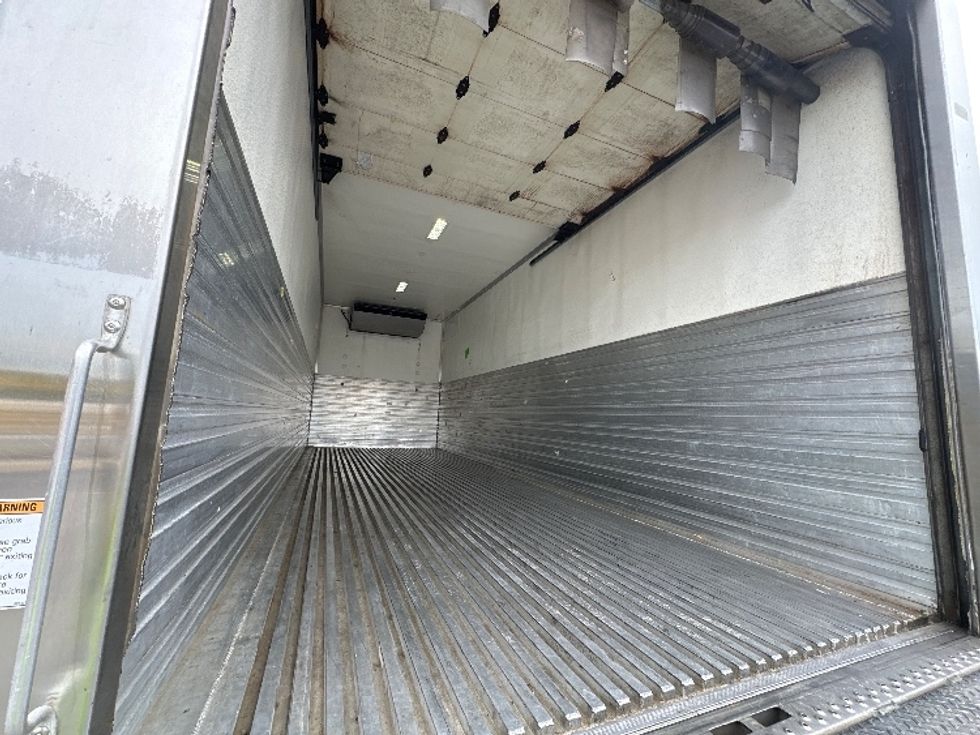 Refrigerated Truck-Light and Medium Duty Trucks-Freightliner-2019-M2-Jessup-MD-93,884\n\t\tmiles-$ 56,500 - Image 12