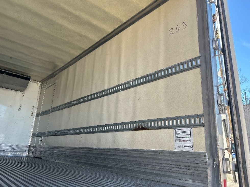 Refrigerated Truck-Light and Medium Duty Trucks-Freightliner-2019-M2-Jessup-PA-312,678\n\t\tmiles-$ 20,000 - Image 11