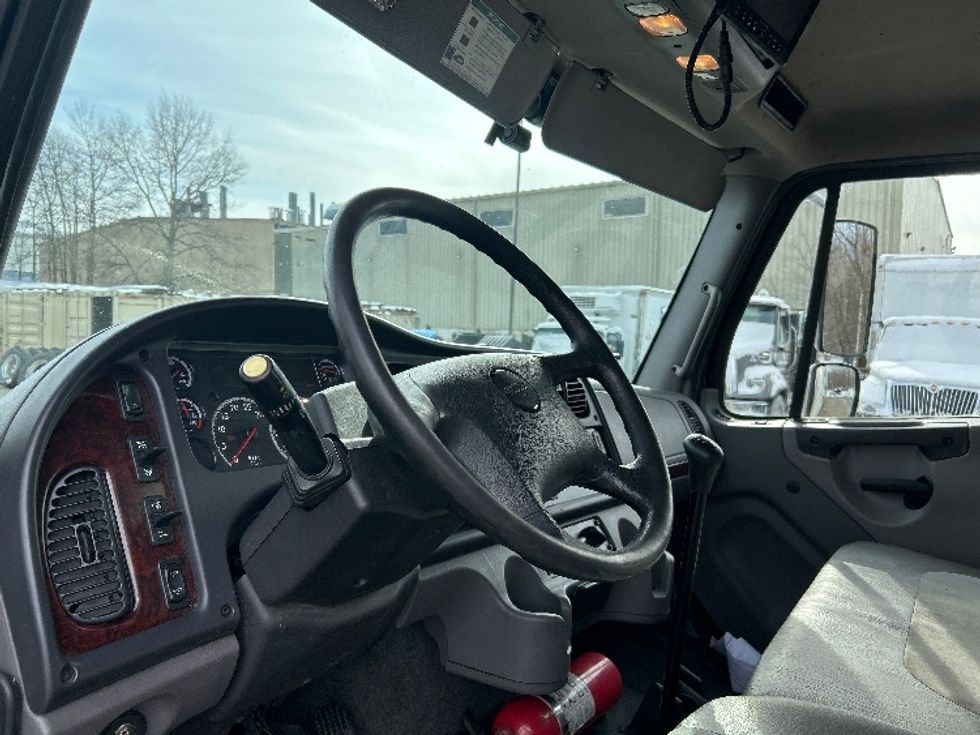 Refrigerated Truck-Light and Medium Duty Trucks-Freightliner-2019-M2-Jessup-PA-349,160\n\t\tmiles-$ 20,500 - Image 16